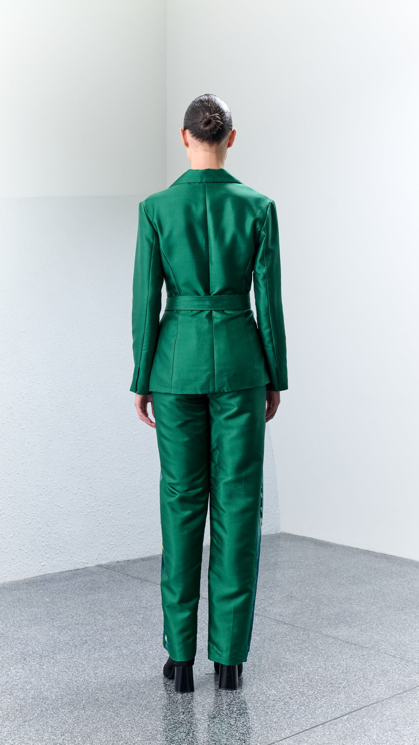 2.7 AST Silk Wool Suit